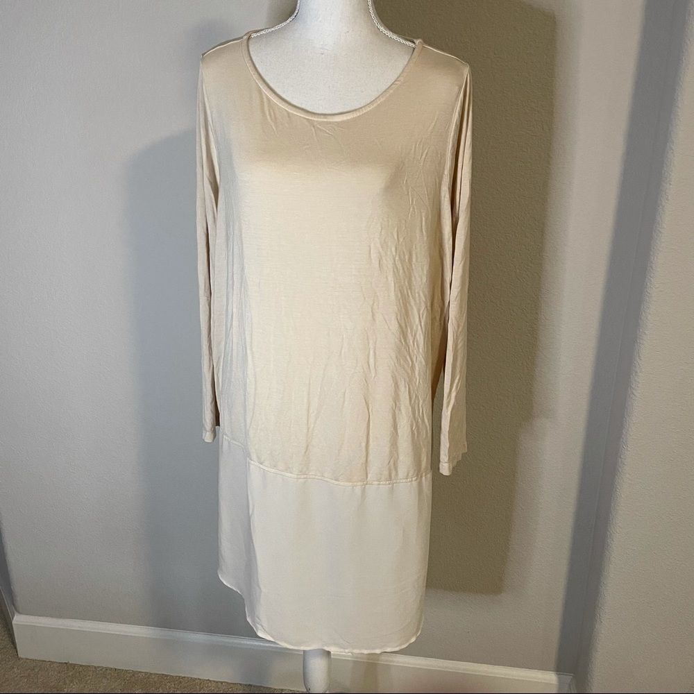 ROAMAN’S Cream Long Sleeve Top w/ semi-sheer hem, Size L, 18/20